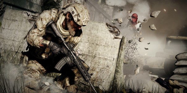 С многопользовательским режимом у Warfighter дело обстоит получше. По сути, это отдельная история, этакая игра в игре. Алексей Макаренков когда-то метко окрестил мультиплеер Medal of Honor «пере-Контра с элементами недо-Батлфилда». Вышедшее спустя два года продолжение, в принципе, мало что изменило.